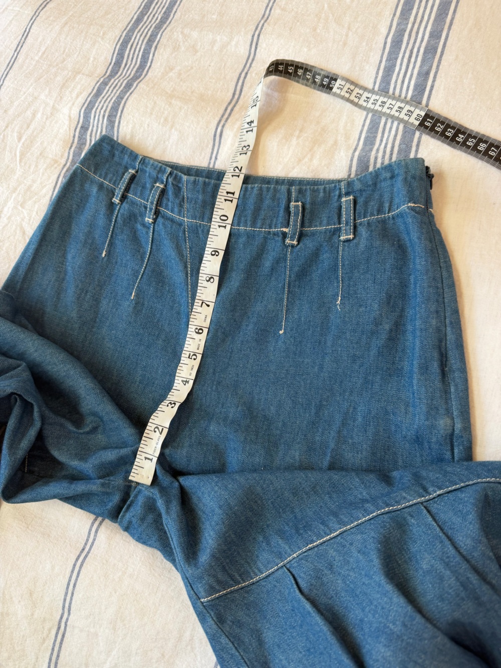 Pilcro Anthropologie Ruffled Hem Wide-Leg Jeans Size US 2 - Picture 12 of 13